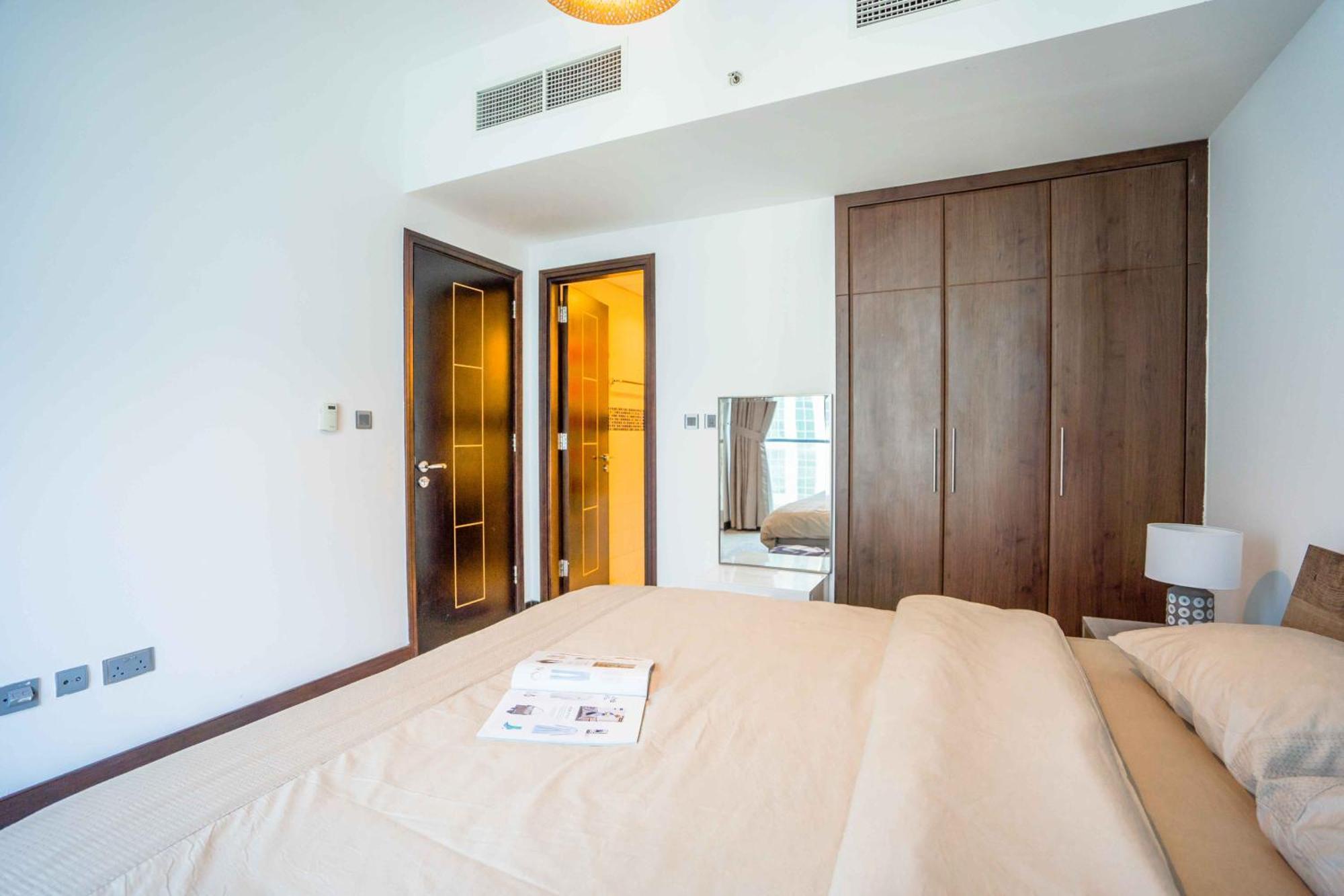 1br Near Metro Jlt Pool Gym Fast Wi-fi Apartment Dubai