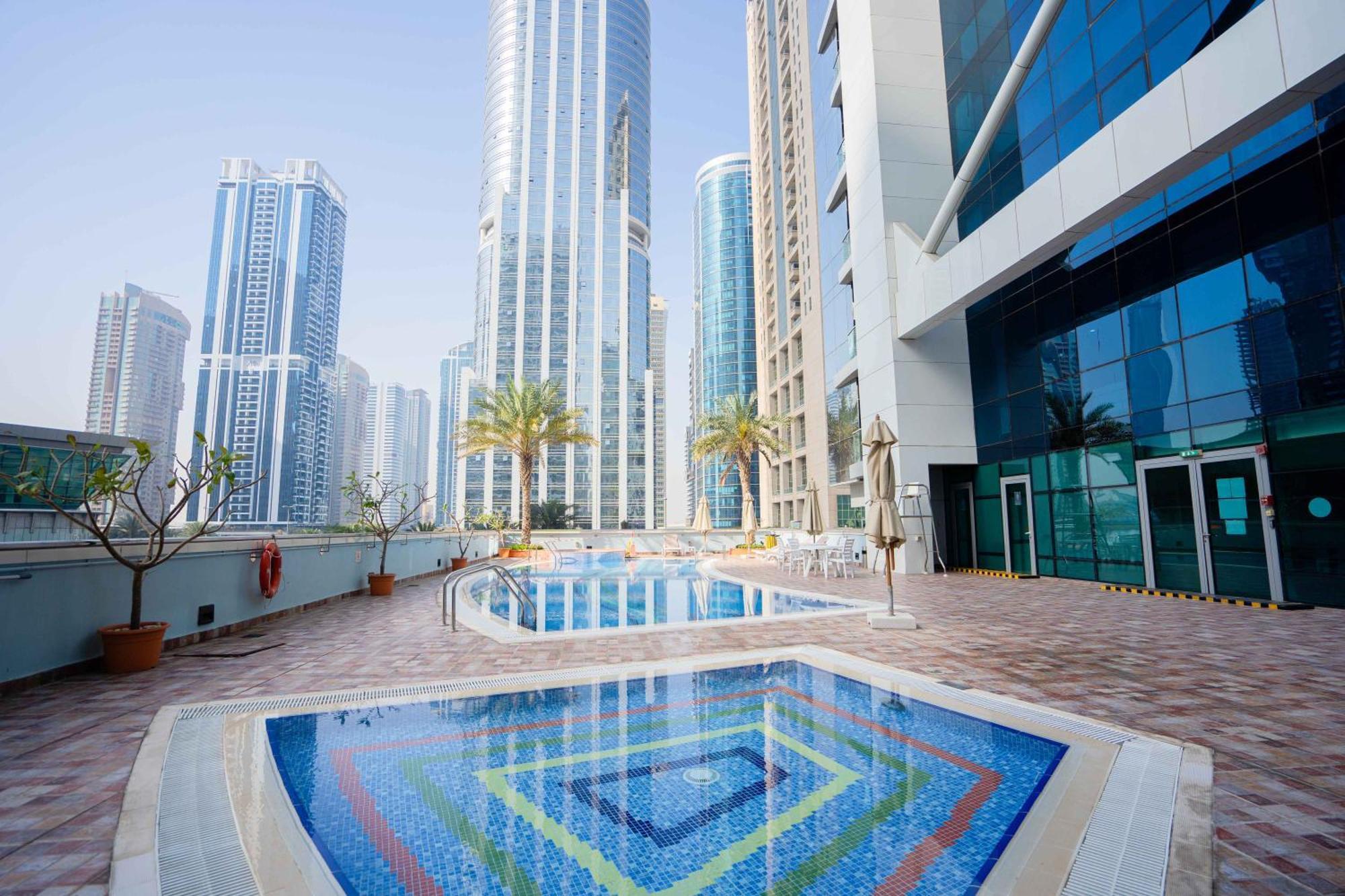 1br Near Metro Jlt Pool Gym Fast Wi-fi Apartment Dubai