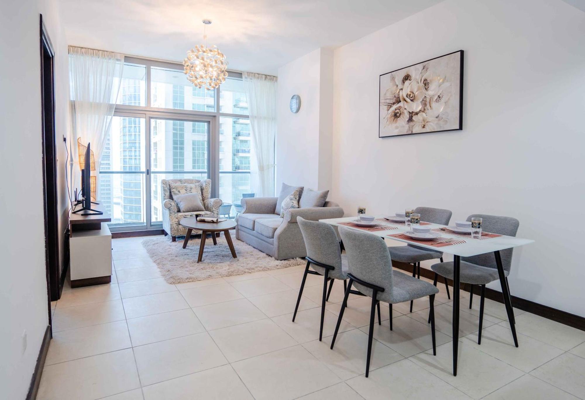 1br Near Metro Jlt Pool Gym Fast Wi-fi Apartment Dubai