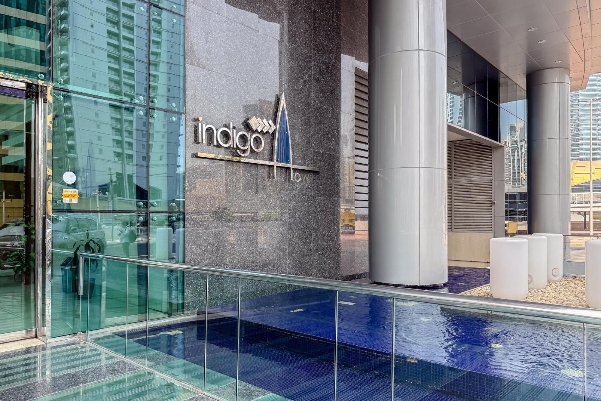 Apartment 1br Near Metro Jlt Pool Gym Fast Wi-fi